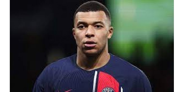 Mbappé zal zonder visum naar Real Madrid gaan Mbappé zal zonder visum naar Real Madrid gaan